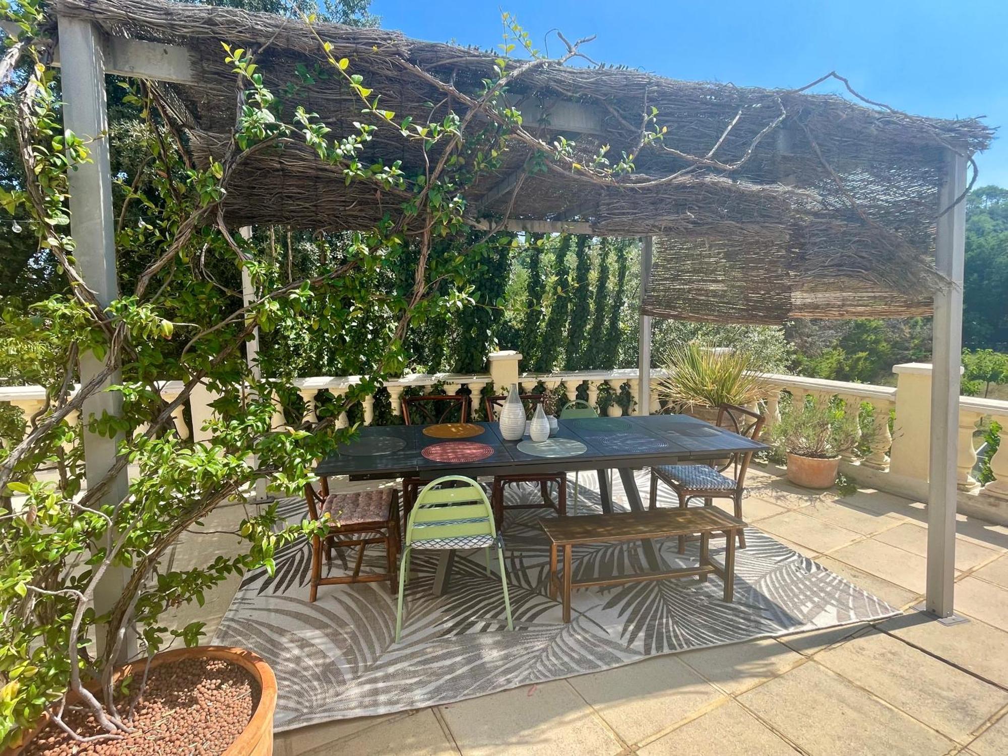 Les Terrasses De Valerian Villa Brignoles Bagian luar foto